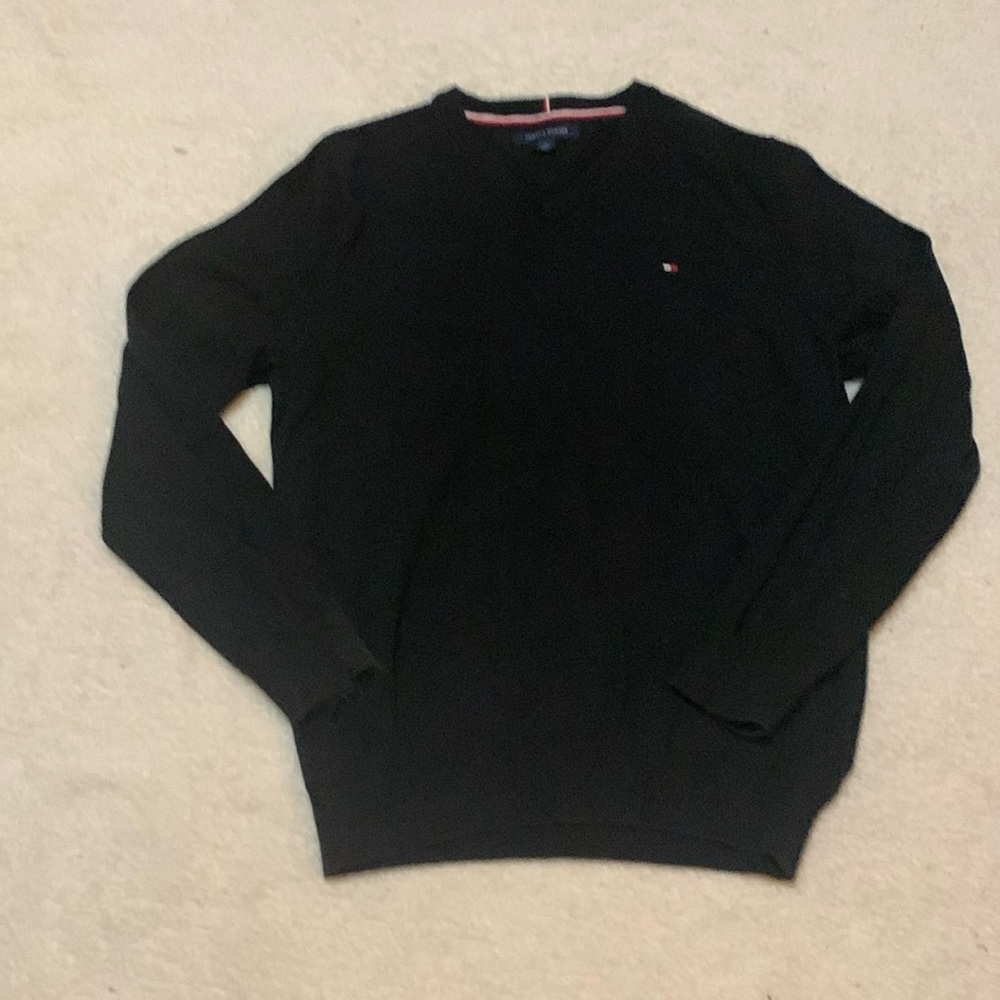Tommy Hilfiger mens Sweater  V-Neck Size Small Black